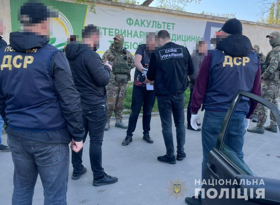 В Одессе банда «гастролёров» выдавала себя за таксистов и грабила пассажиров 2