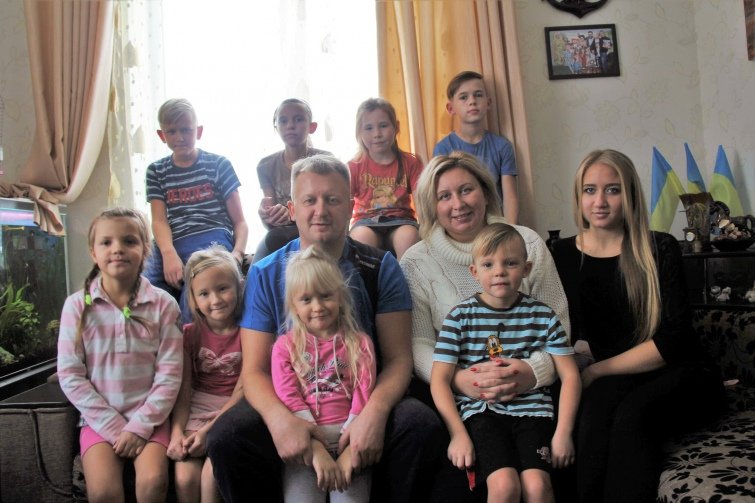 В Киевской области подросток, потерявший родителей из-за COVID-19, прыгнул с моста. Мальчик умер в больнице 4