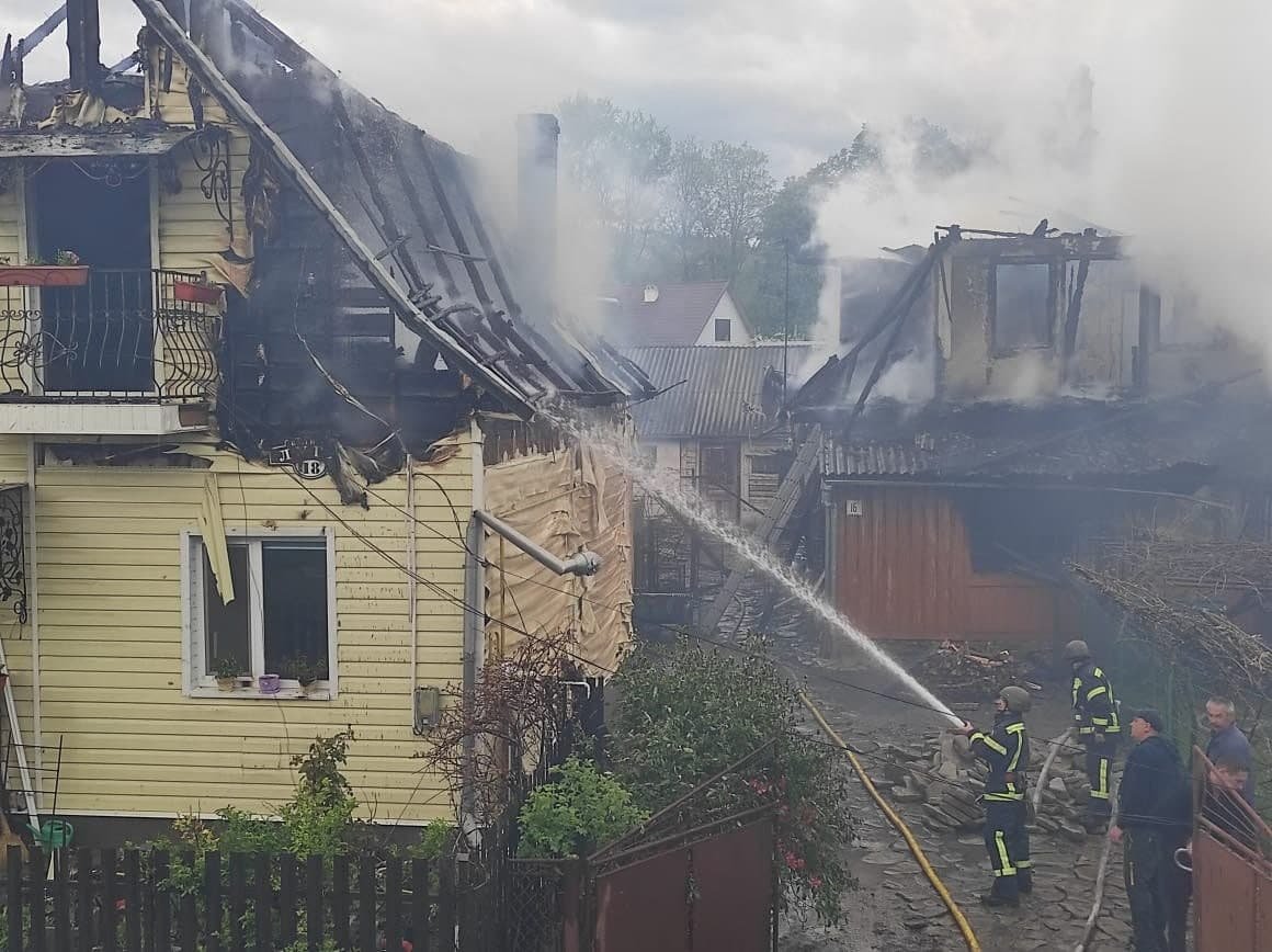 В Ивано-Франковской области горел магазин стройматериалов: есть пострадавший 1