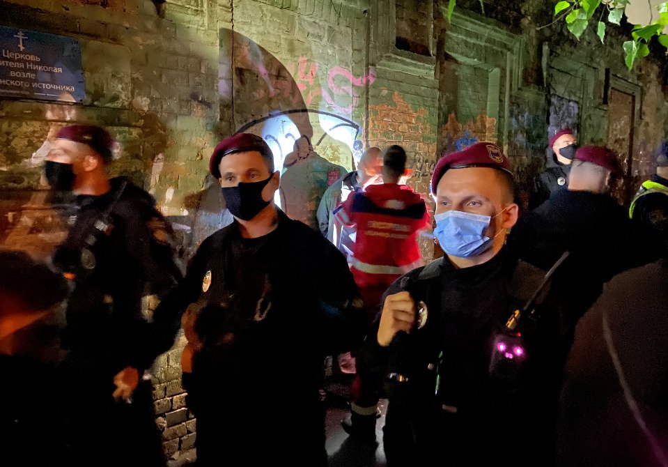 У Києві проходить акція проти "поліцейського сафарі". Причиною стало побиття художника 15