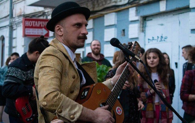 У Києві проходить акція проти "поліцейського сафарі". Причиною стало побиття художника 2