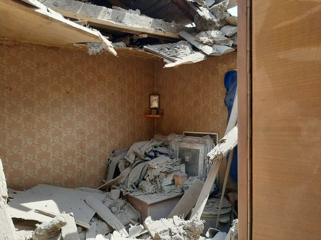 На Донбассе боевики обстреляли гражданских из миномёта 2