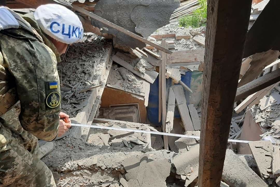 На Донбассе боевики обстреляли гражданских из миномёта 3