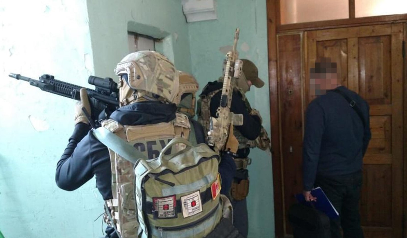 В Николаеве чиновники «Укрзалізниці» разворовывали дизтопливо на десятки миллионов гривен. Их задержала СБУ 3