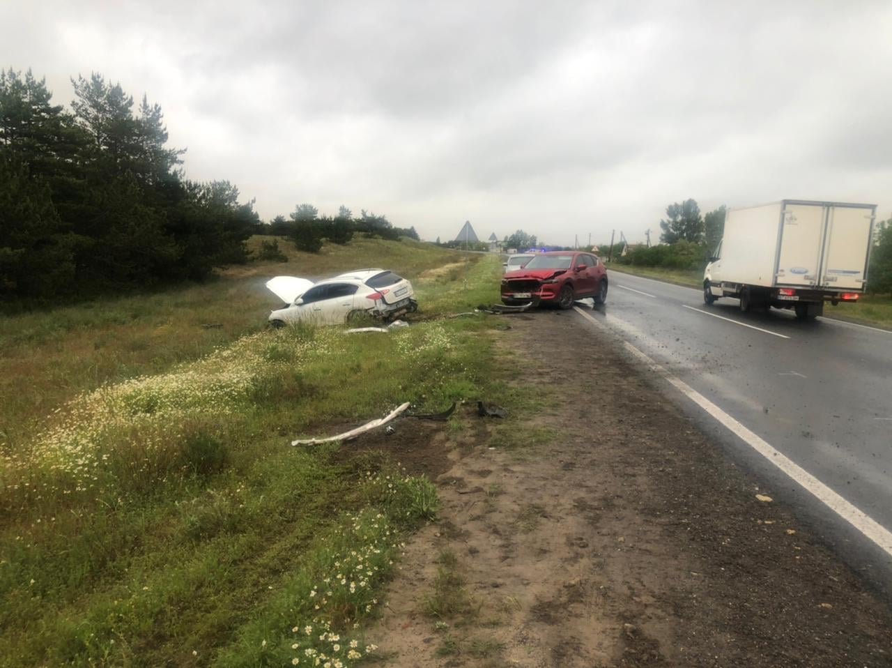 В Херсонской области столкнулись пять авто: пострадали 8 человек, среди них шестеро — дети 2