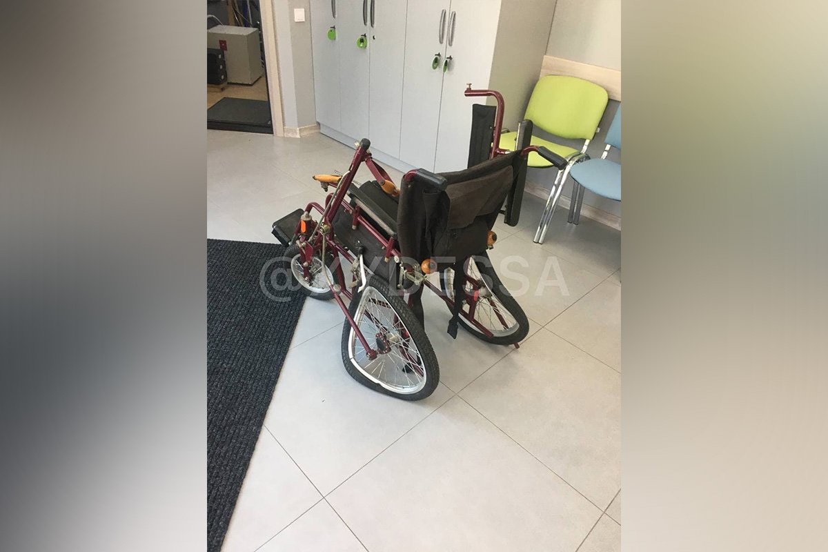 В медцентре Одессы инвалидную коляску затянуло в аппарат МРТ: пострадала женщина 3