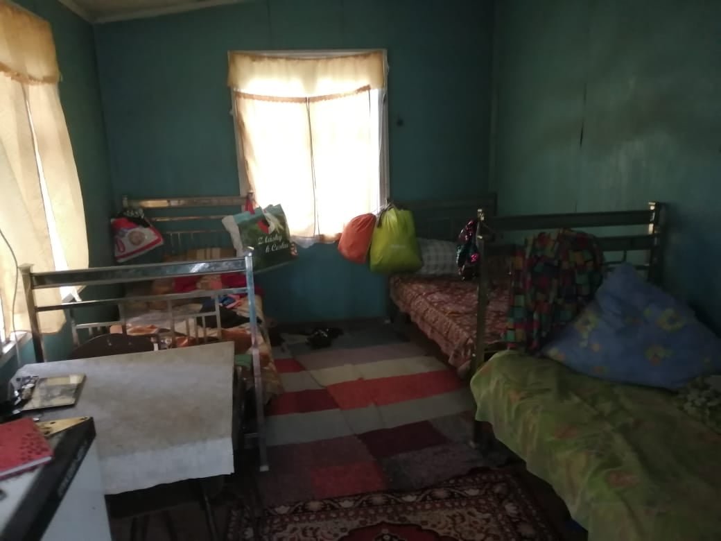 Під Києвом діти провалилися до вуличної вбиральні: дівчинка загинула, хлопчик у важкому стані 1