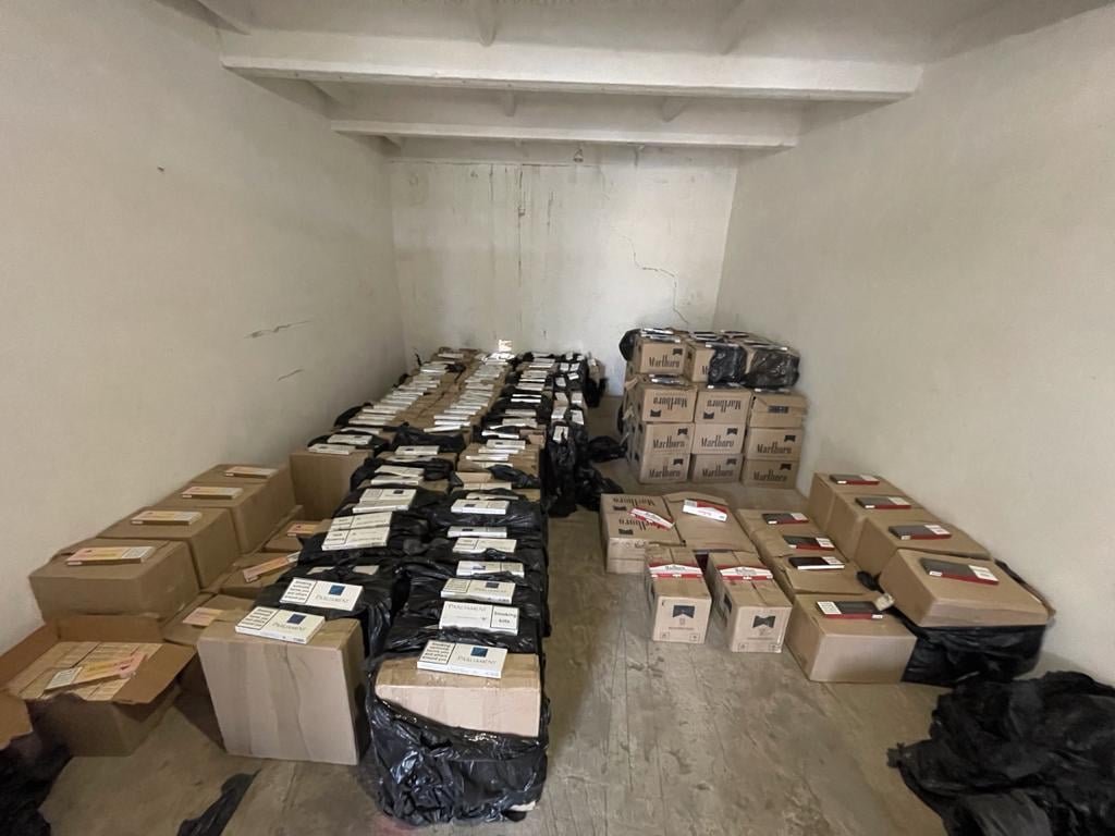 В ООС прикордонники запобігли спробі тютюнової контрабанди через український кордон 1