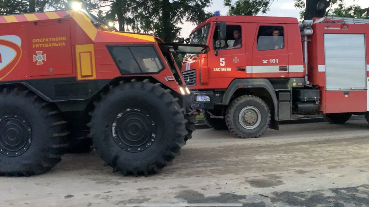 В Черновицкой области из-за ливня частично подтоплены 29 жилых домов 1