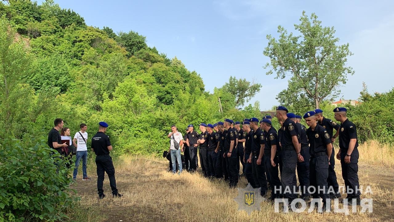 В Ужгороде в карьере нашли мертвым 19-летнего военного, который пропал две недели назад 1