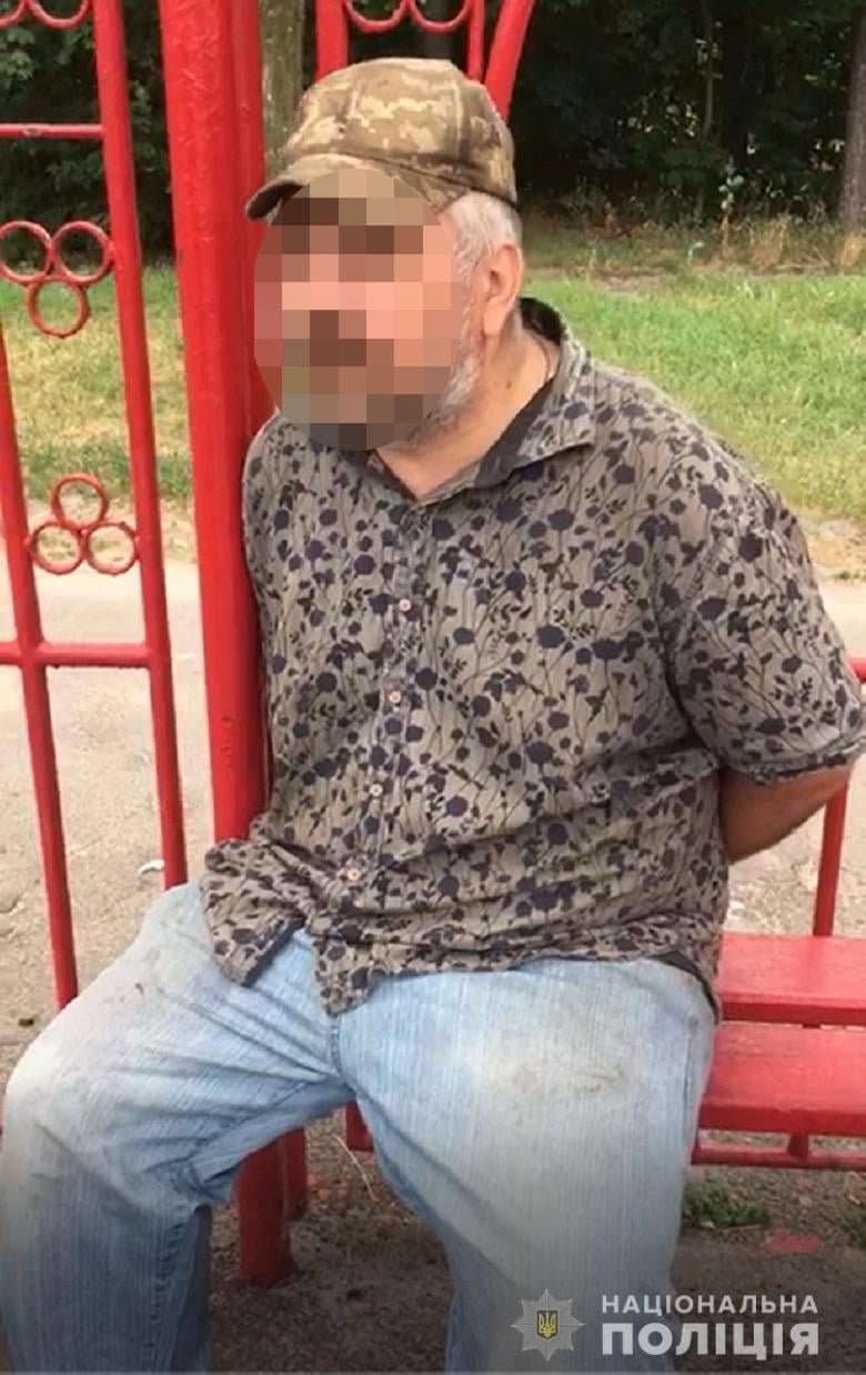 В Киеве мужчина «заминировал» общежитие 1