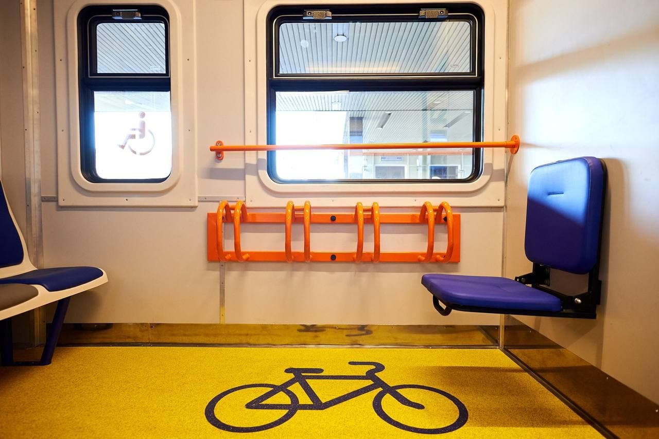 «Укрзалізниця» запускает первый в Украине инклюзивный пригородный электропоезд 2