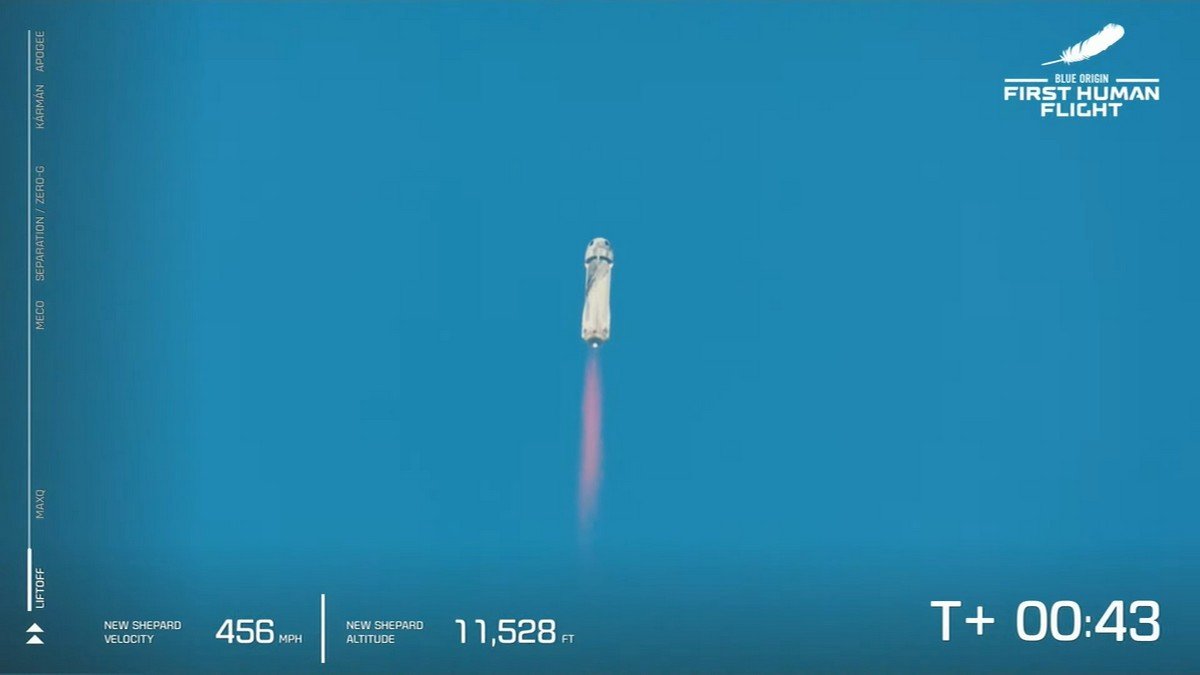 Основатель Amazon Джефф Безос совершил полёт в космос на корабле New Shepard компании Blue Origin 6