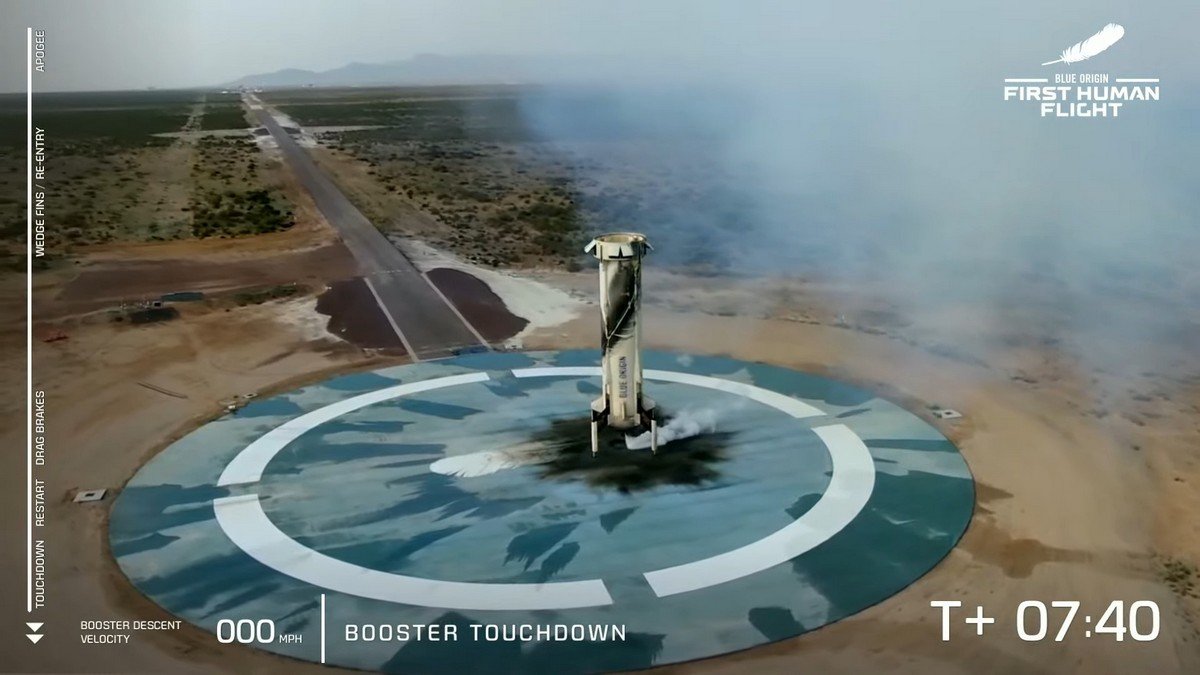 Основатель Amazon Джефф Безос совершил полёт в космос на корабле New Shepard компании Blue Origin 7