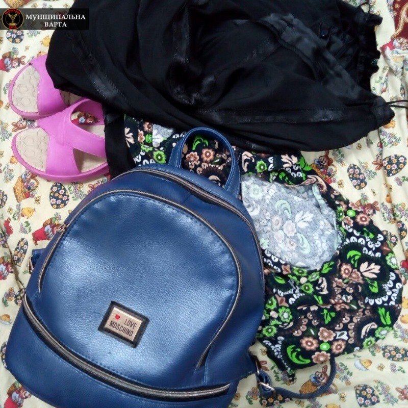 В Киеве женщина два часа наблюдала за водолазами, которые искали её в реке 2