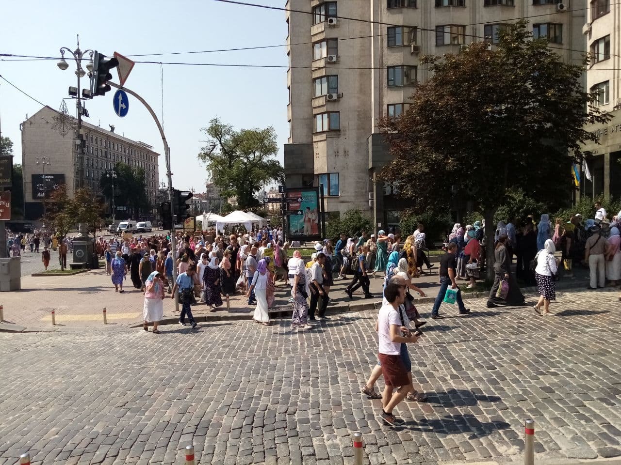 В Киеве тысячи верующих собираются на крёстный ход Крещения Киевской Руси 3