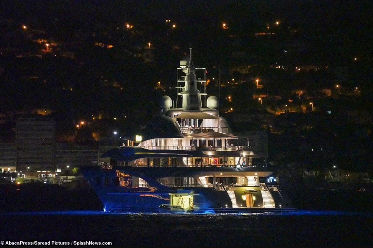 Яхту, на якій Джей Ло відзначала з Беном Аффлеком свій день народження, "приписали" Ахметову: що кажуть у прес-службі мільярдера 4