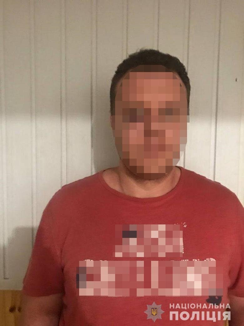 В Киеве мужчина поджег кафе, потому что ему не понравилось обслуживание 2