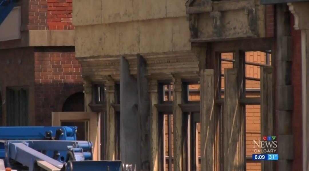 В сети появились фото с подготовки города Калгари к съёмкам The Last of Us от HBO 4