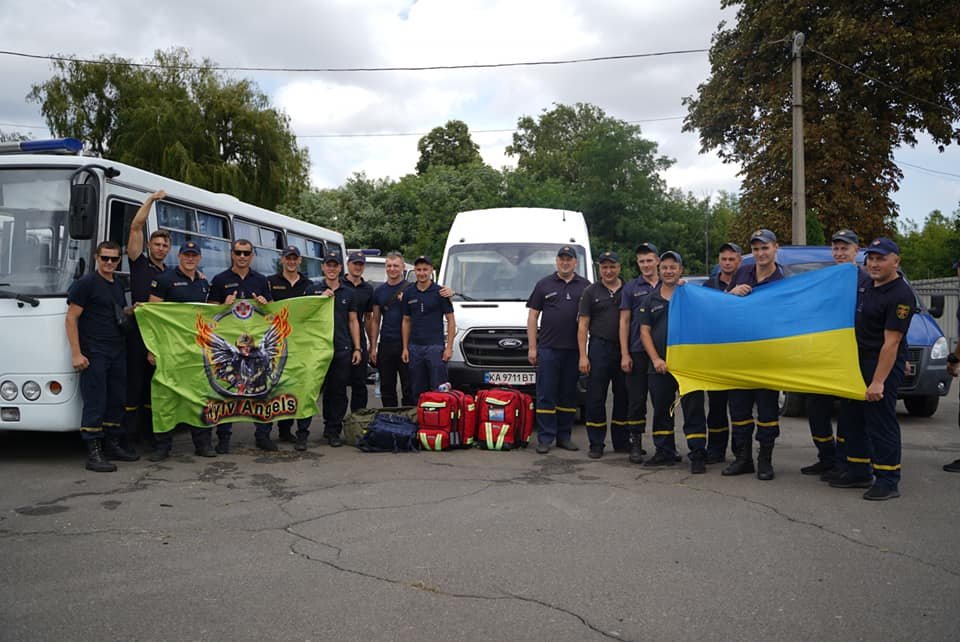 Сотня українських рятувальників прибула до Греції для допомоги в гасінні лісових пожеж 8
