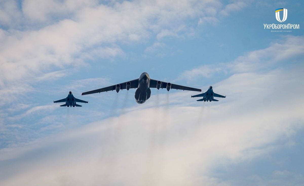 Войска, боевые самолёты и сотни единиц военной техники: как Киеве проходит репетиция парада ко Дню независимости Украины 11