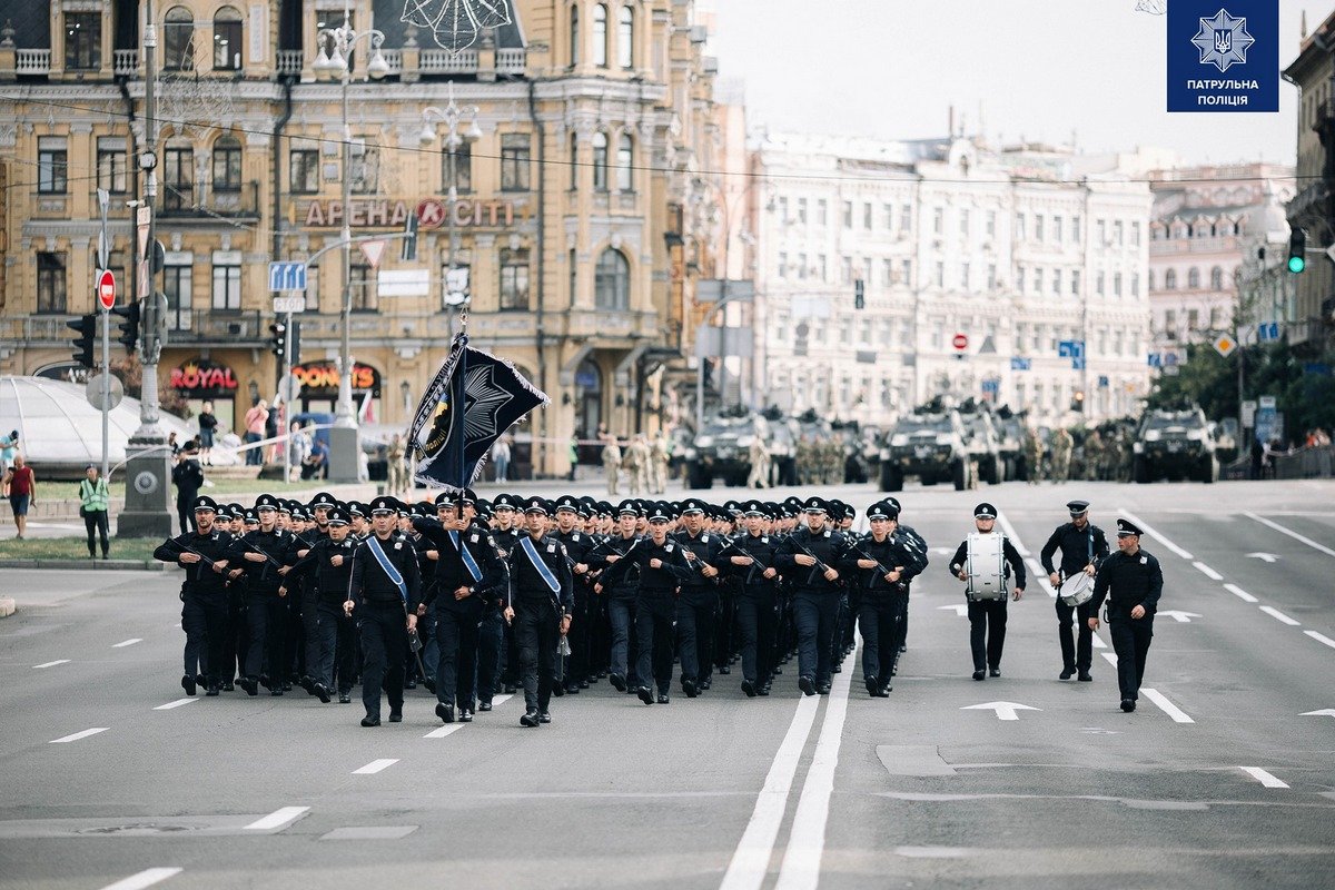 У параді військ на День незалежності України візьмуть участь патрульні. Фото з репетиції 2