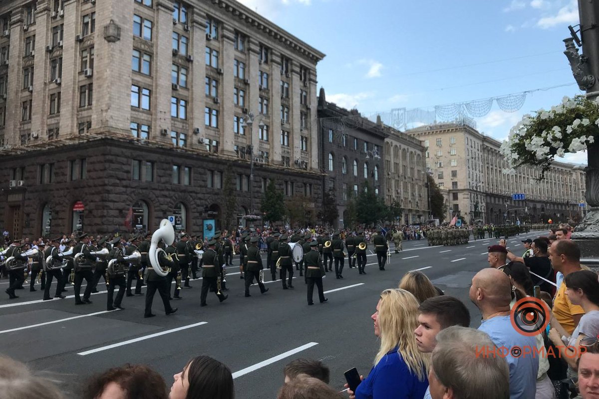 Подготовка к параду ко Дню Независимости в Киеве идёт полным ходом: фото и видео с Крещатика 9