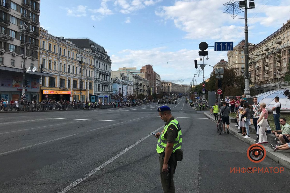 Подготовка к параду ко Дню Независимости в Киеве идёт полным ходом: фото и видео с Крещатика 15