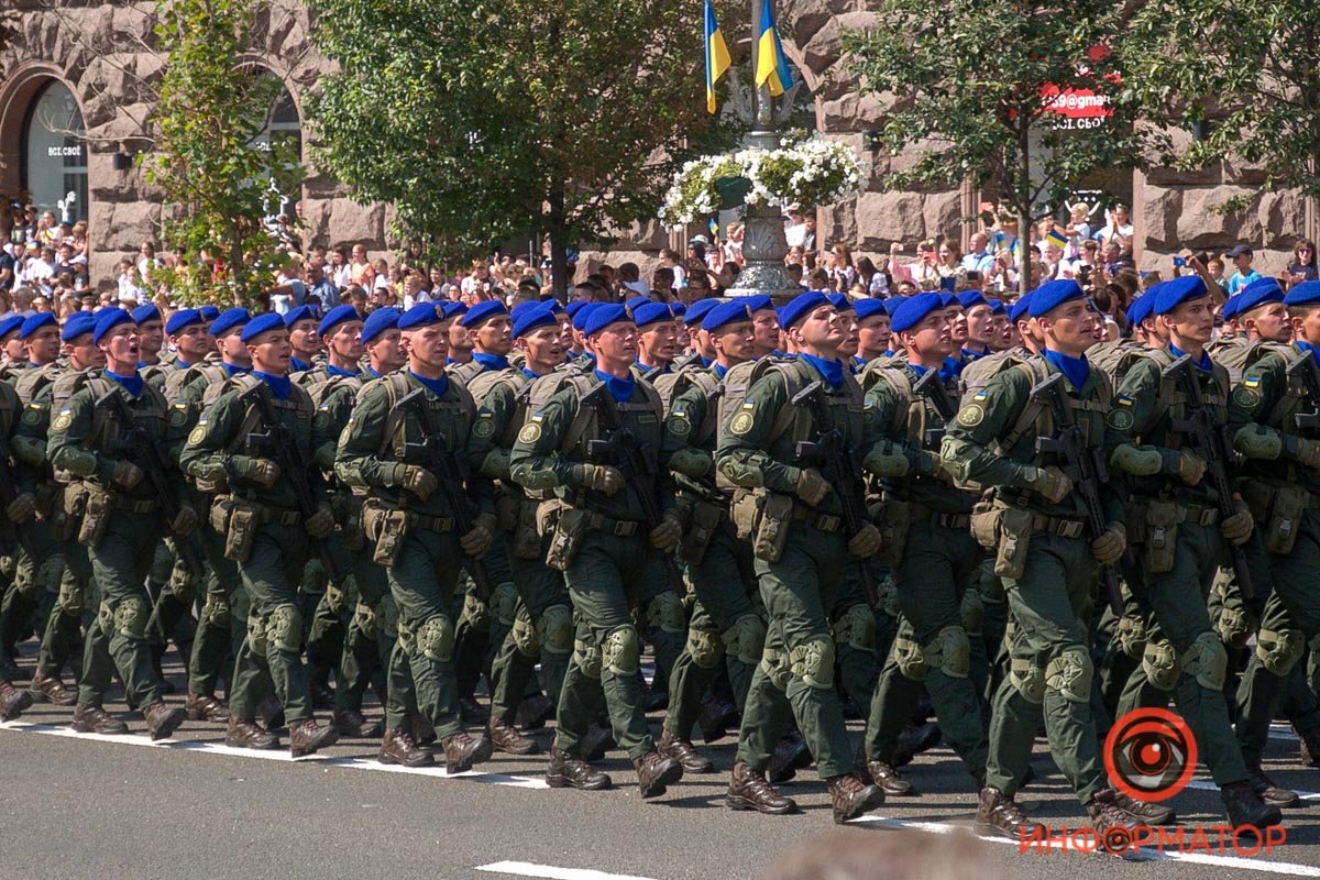 Тисячі військових, літаки, бронетехніка і бойові кораблі: детальний огляд Параду військ до Дня незалежності України 5