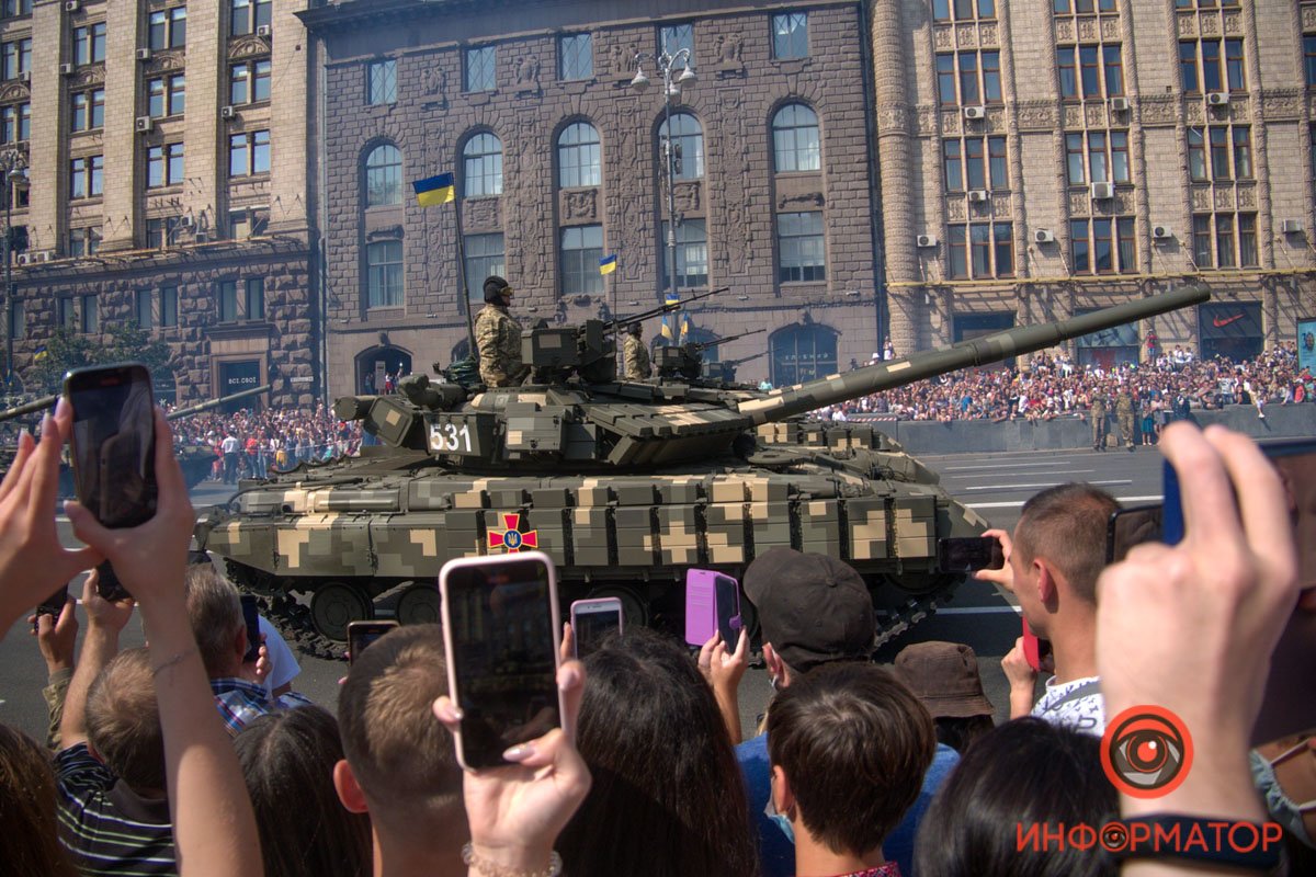 Парад військ до Дня Незалежності України очима журналістів, яких туди не пустили 8