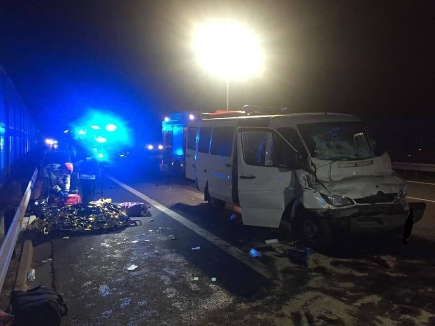 В Польше микроавтобус с украинцами попал в аварию: есть пострадавшие 1