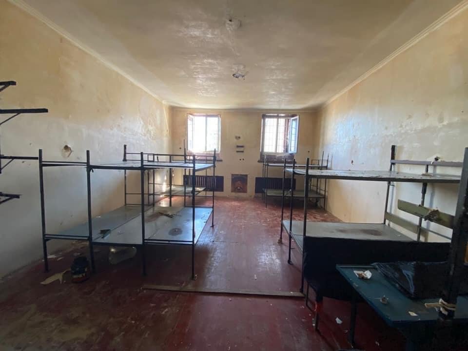 В изоляторе Киева отремонтировали прогулочный дворик: как он выглядит 1