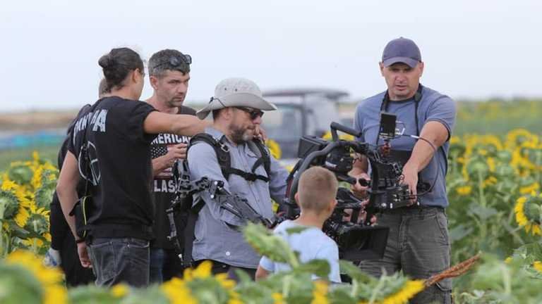 Олег Сенцов зняв новий фільм про 90-ті "Носоріг": з'явився трейлер 2