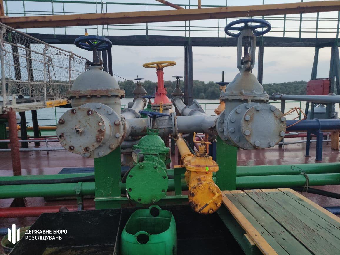 До України нелегально ввозили тисячі тонн російського палива 2