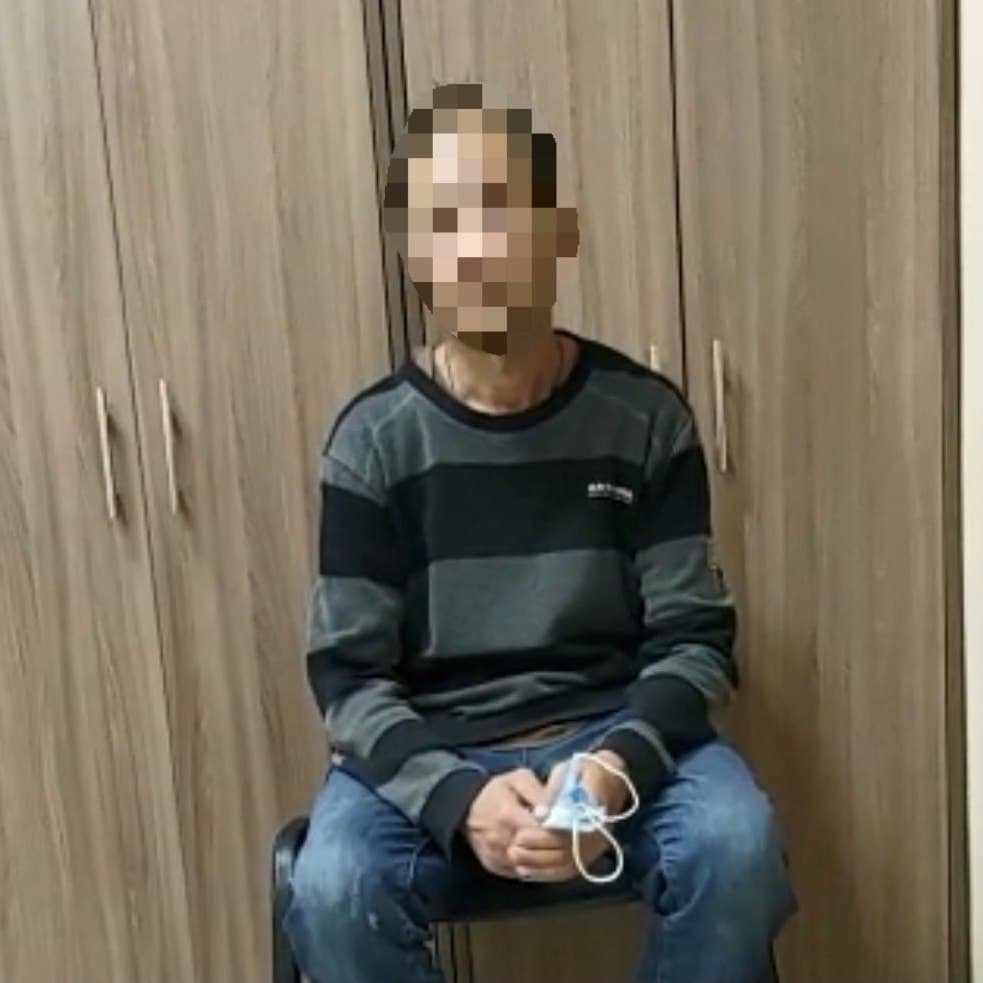 В Киеве серийный педофил заставил 8-летнюю девочку раздеться в школьном туалете 1