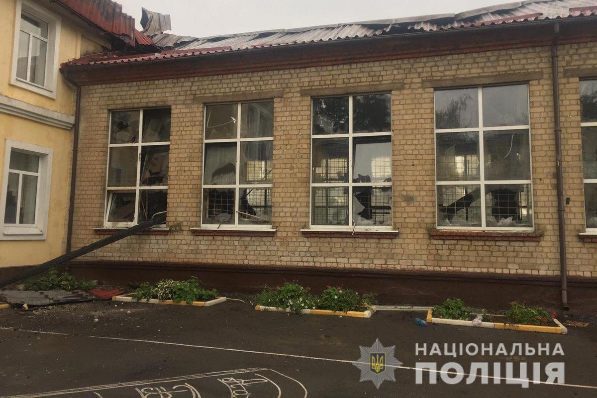 Пожежа в школі під Харковом: справою зайнялася поліція 3