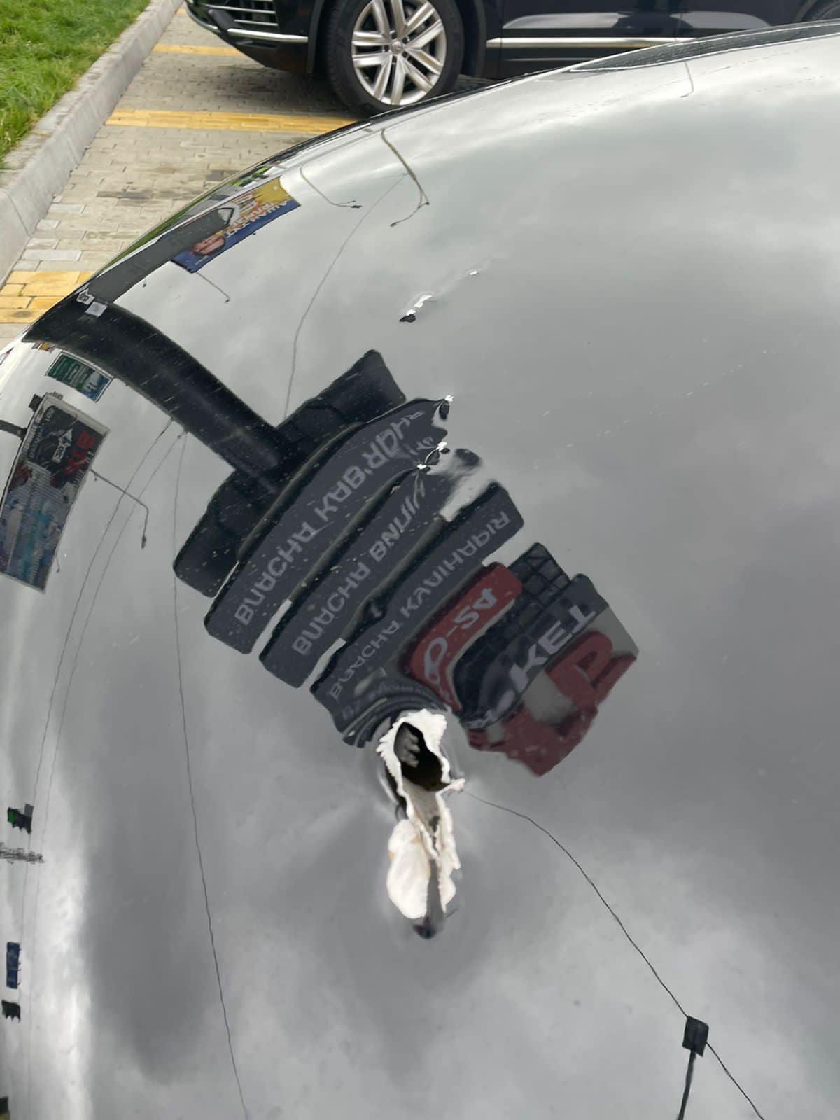 Выпустили 10 пуль, ранен водитель: подробности обстрела автомобиля Сергея Шефира 5