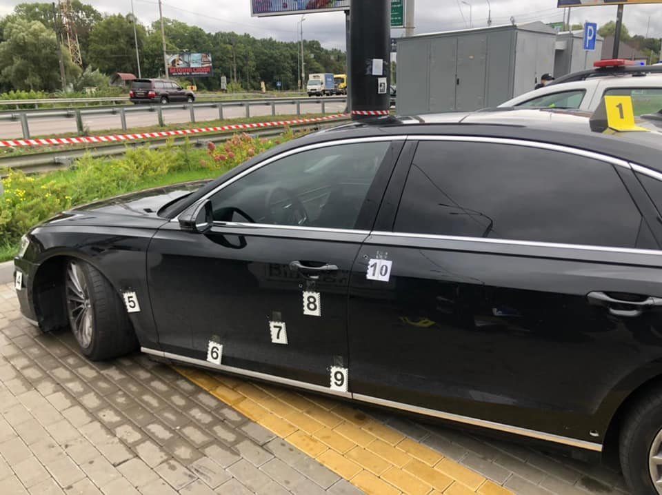 Выпустили 10 пуль, ранен водитель: подробности обстрела автомобиля Сергея Шефира 6