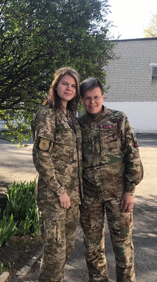 Военные  Военные