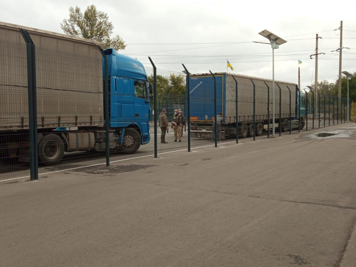 ООН передала медицинское оборудование и стройматериалы на Донбасс 1