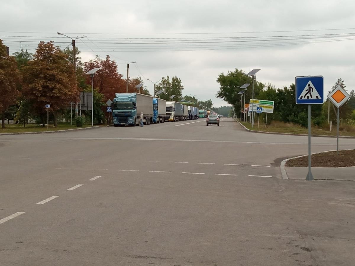 ООН передала медицинское оборудование и стройматериалы на Донбасс 2