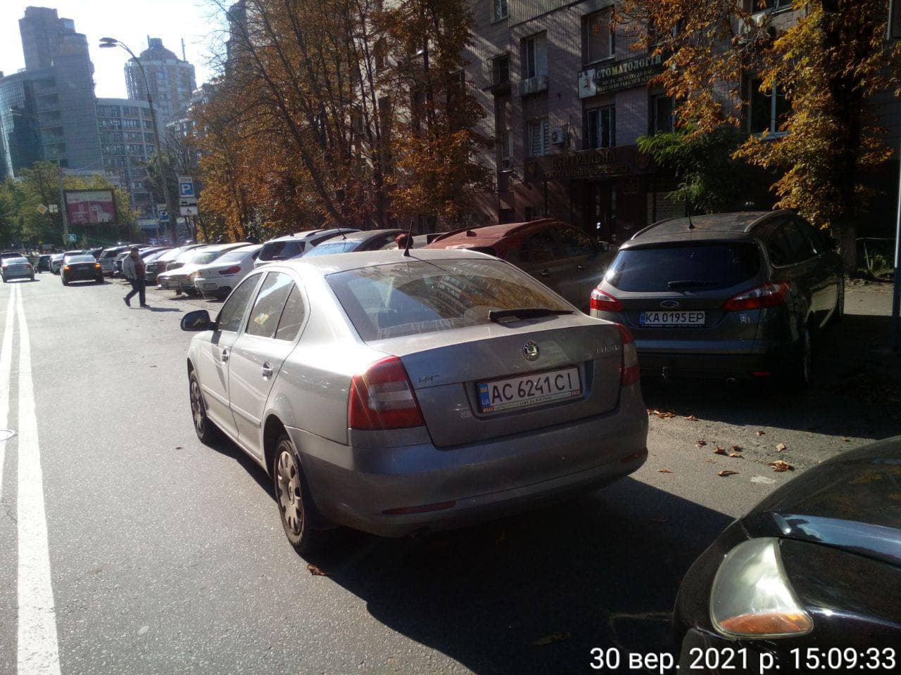 В Киеве приставят охрану к парковщикам города после того, как одного из них жестоко избили 2