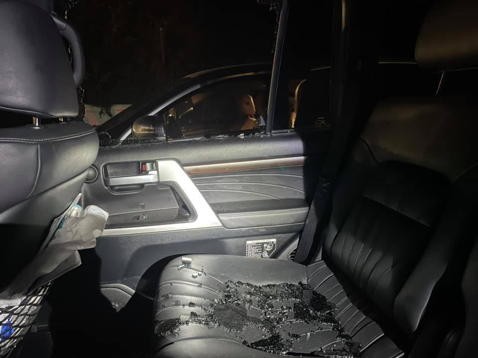 В Харькове депутату от ОПЗЖ разгромили автомобиль 1