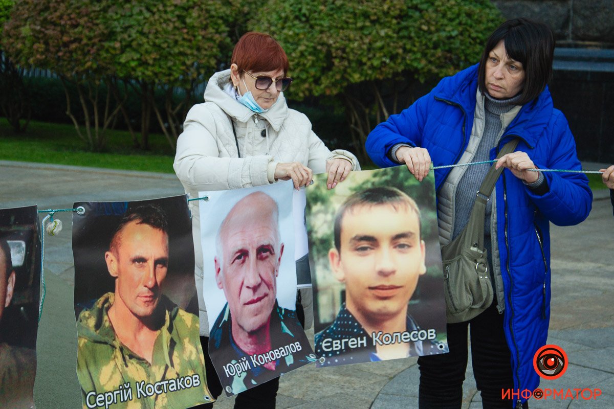 Матери без вести пропавших и военнопленных вышли под стены Офиса Президента на 72-часовую акцию 5