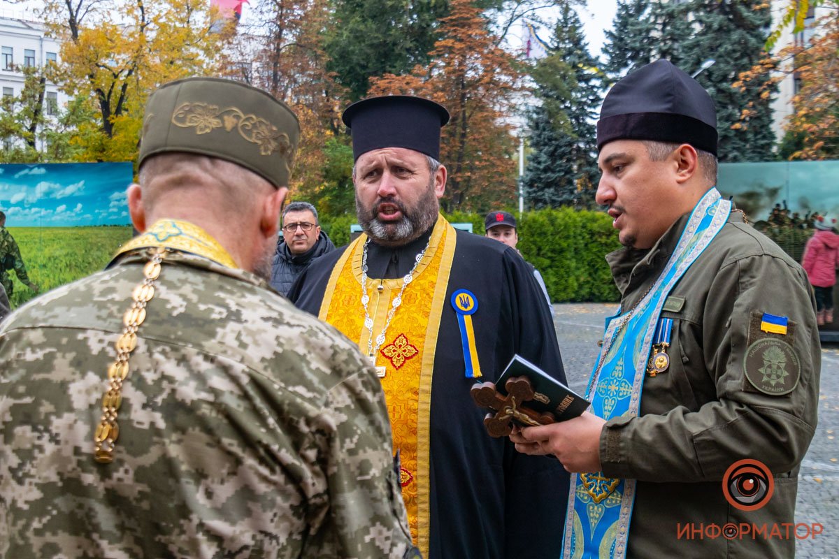 Как прошёл марш Защитников и Защитниц в Днепре 19