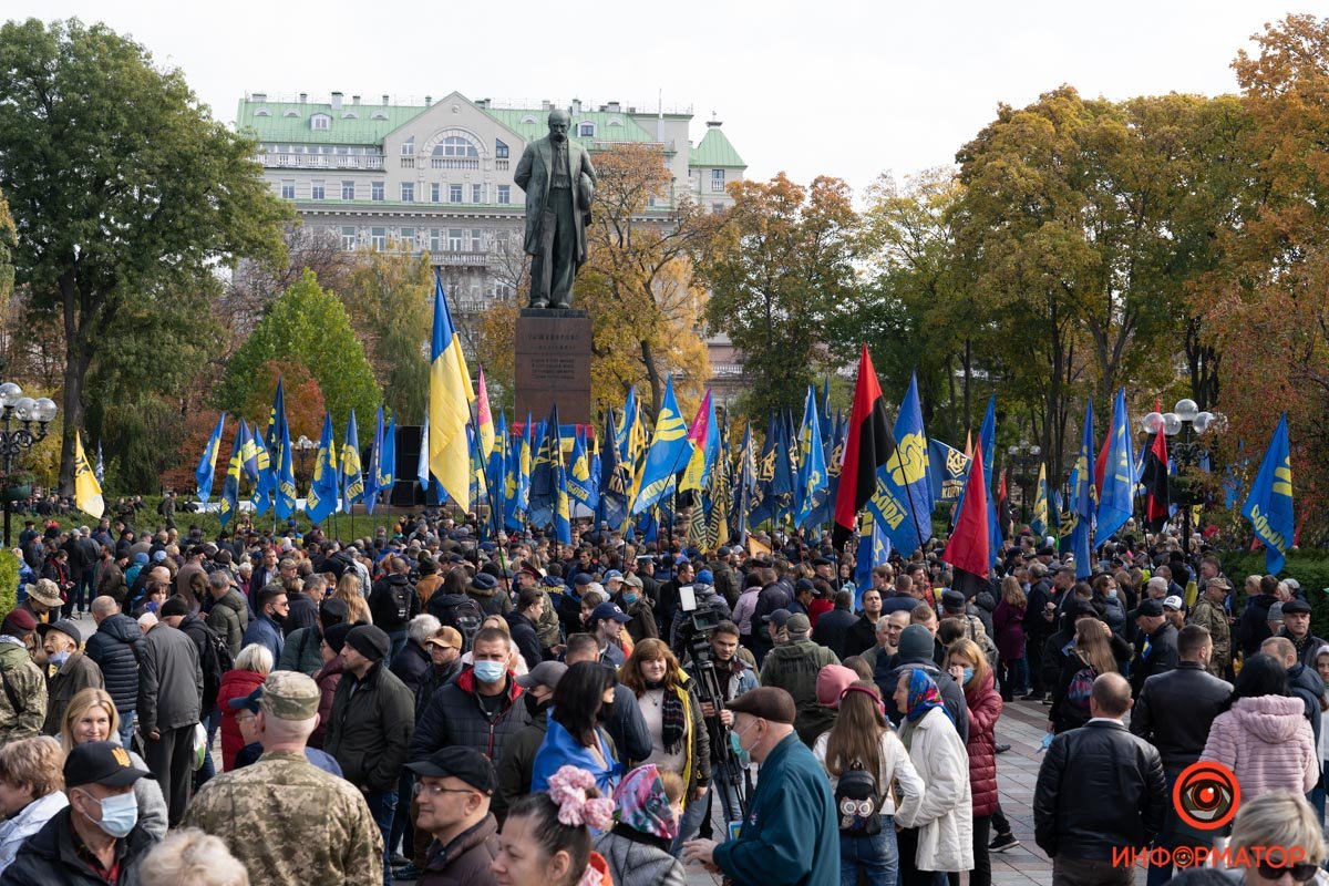 В Киеве прошел многотысячный Марш ко Дню защитников и защитниц Украины: как это было 3