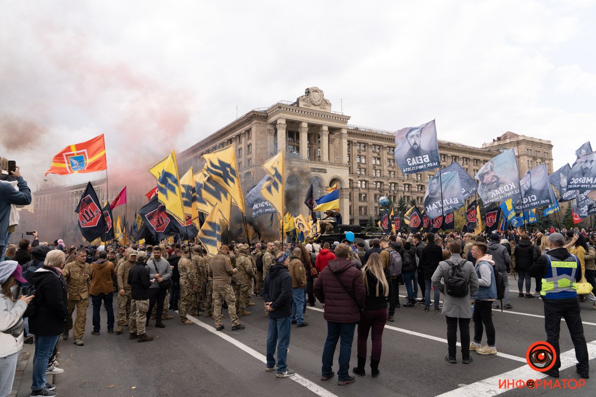 В Киеве прошел многотысячный Марш ко Дню защитников и защитниц Украины: как это было 88
