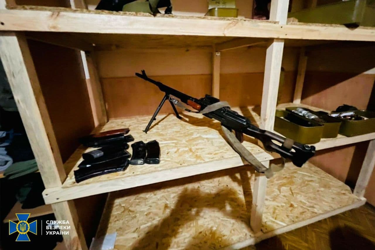 СБУ затримала банду, що нападала на банки та інкасаторів: їх розшукували 5 років 1