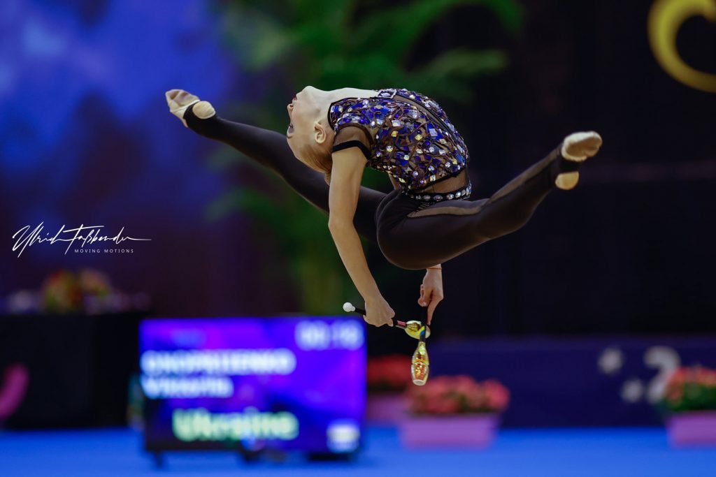 Украинская гимнастка завоевала три медали на турнире в Испании 1