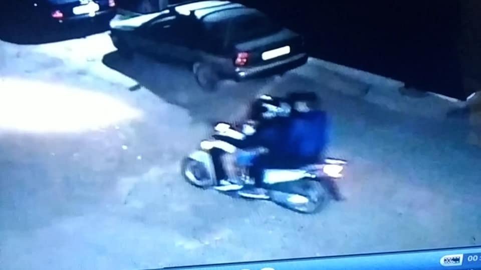 Под Киевом хозяйка салона красоты «заказала» поджог авто своей конкурентки: исполнители перестарались и сожгли шесть машин 3